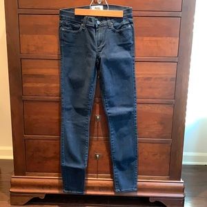 Paige denim Verdugo Ultra Skinny EUC 28